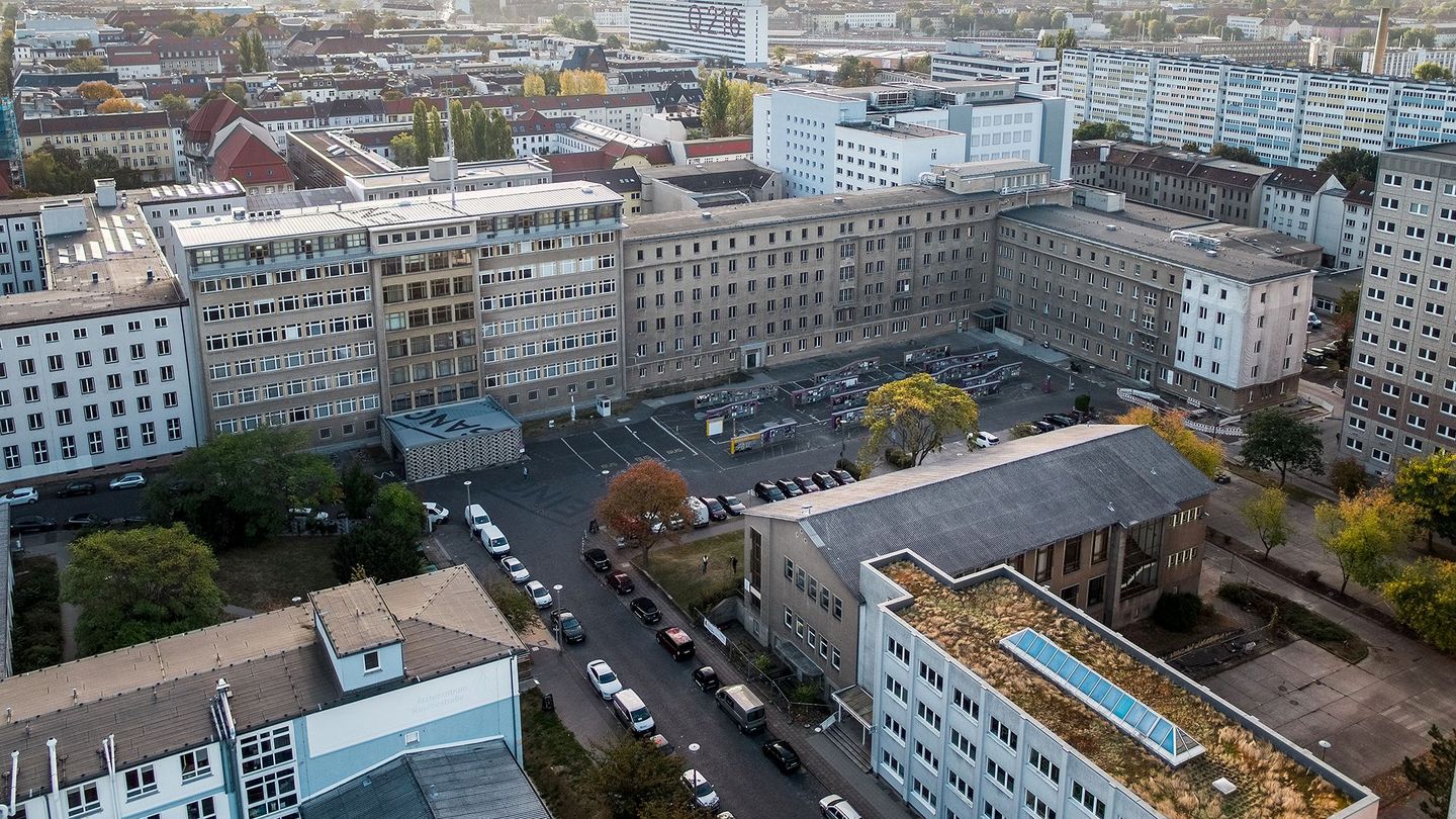 Blick auf die frühere Stasi-Zentrale, Quelle:
            BStU / Drone brothers